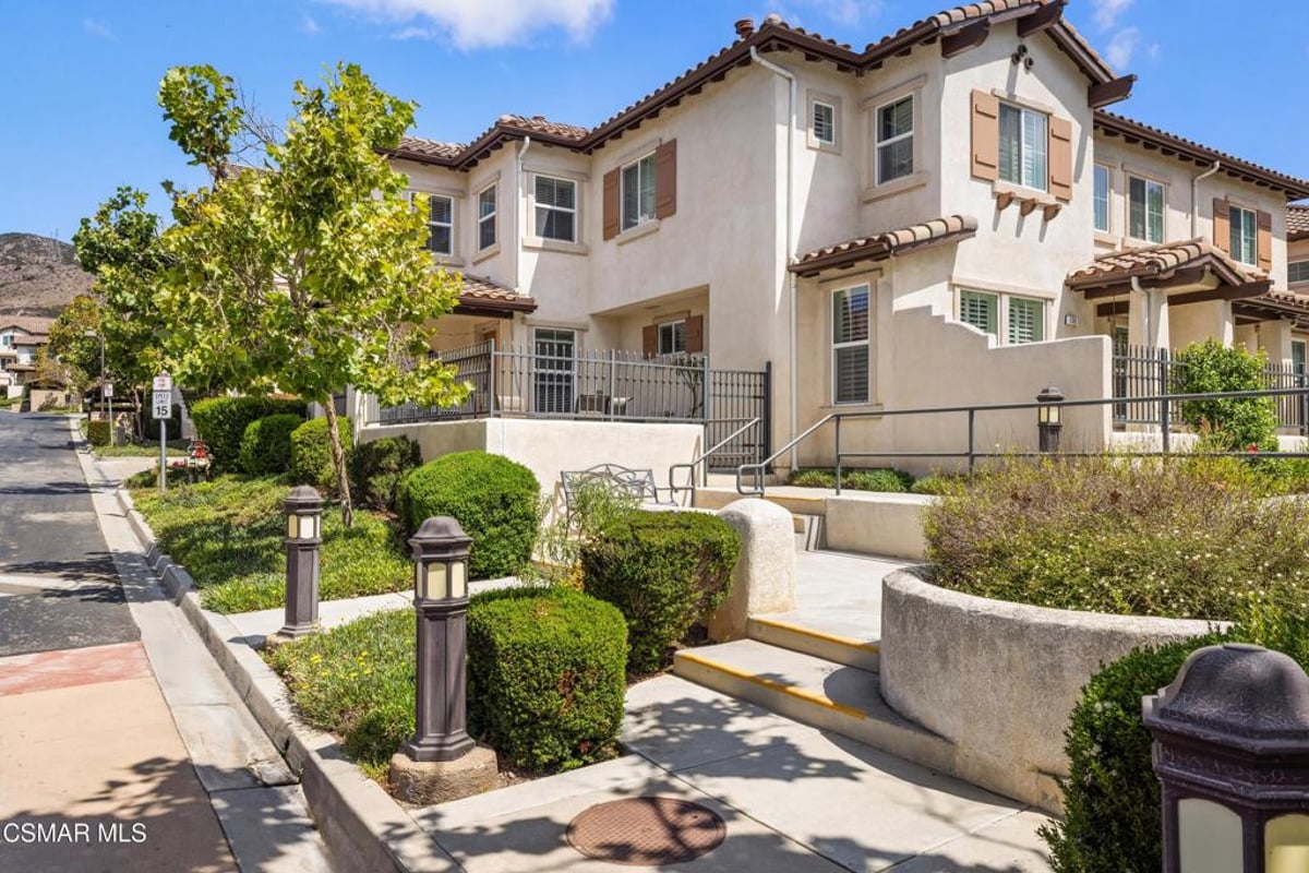 160 Via Katrina, Newbury Park, CA 91320 — photo 1 of 27