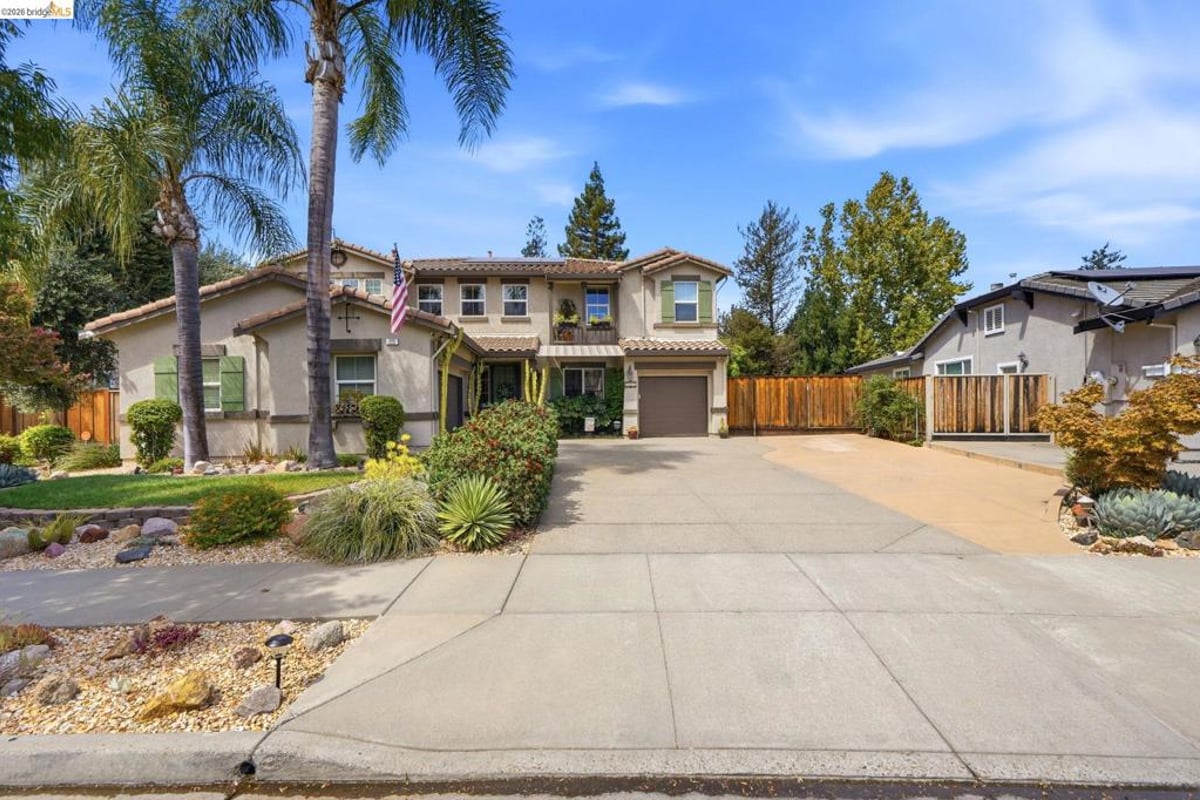325 San Marino Ln, Brentwood, CA 94513 — photo 1 of 70