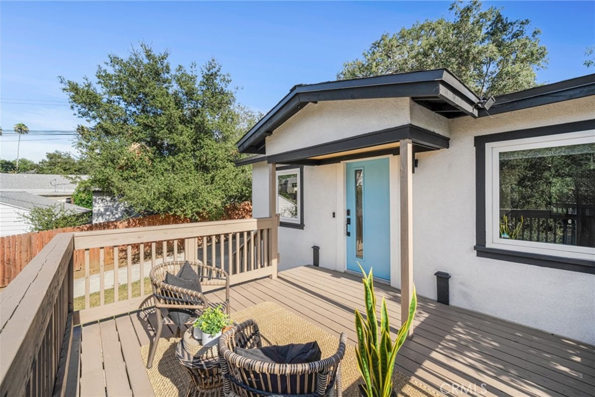 1808 Chickasaw Avenue, Los Angeles, CA 90041 — photo 1 of 22