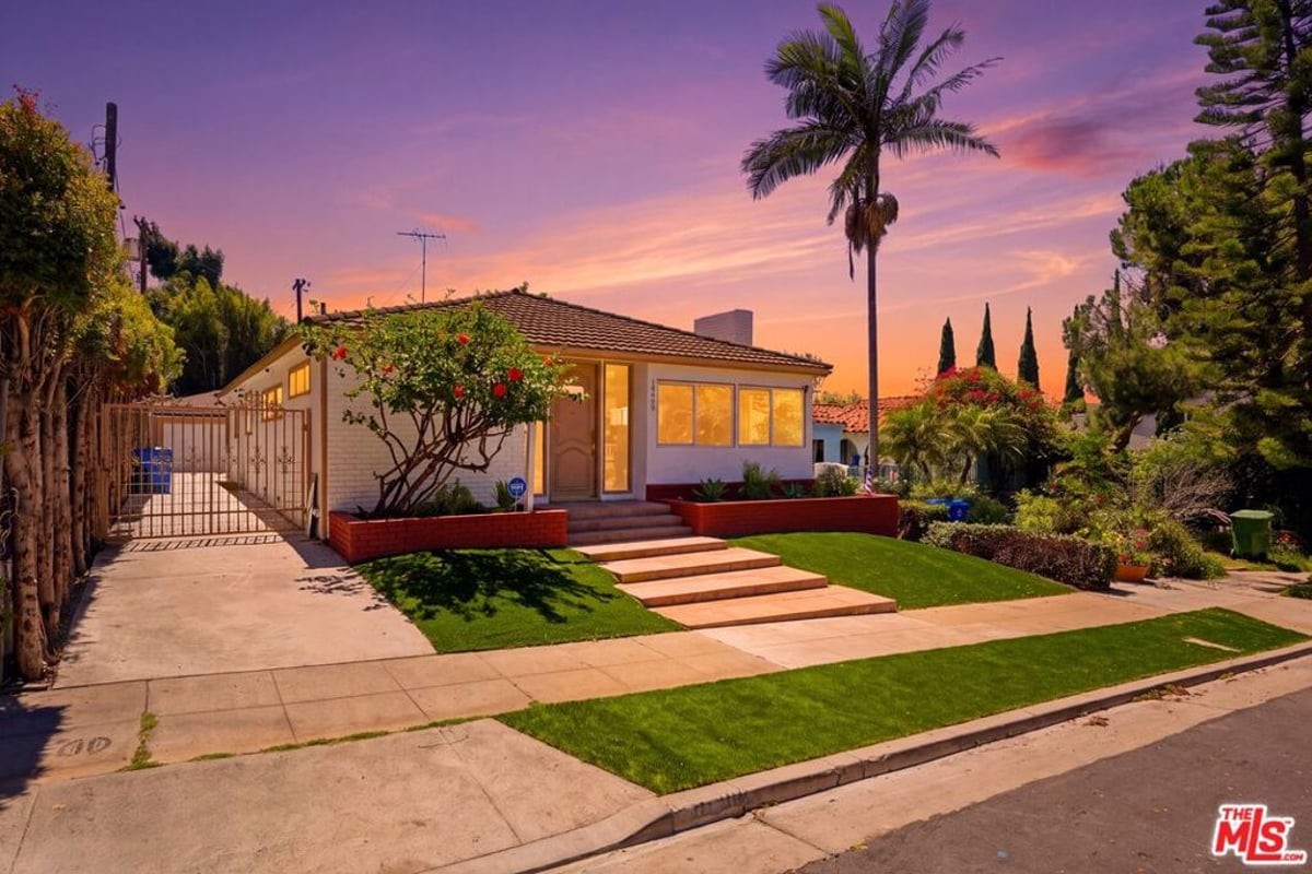 10308 Keswick Avenue, Los Angeles, CA 90064 — photo 1 of 28