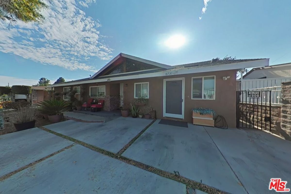 8731 Colbath Avenue, Los Angeles, CA 91402 — photo 1 of 42