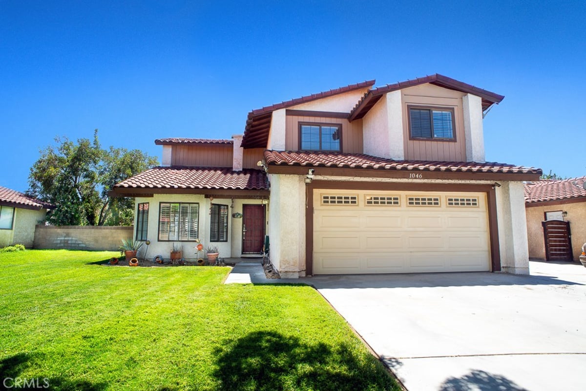 1046 E Avenue J6, Lancaster, CA 93535 — photo 1 of 23