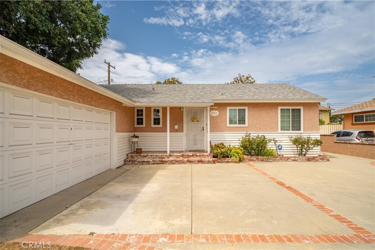 317 S Gardenglen Street, West Covina, CA 91790 — photo 1 of 30