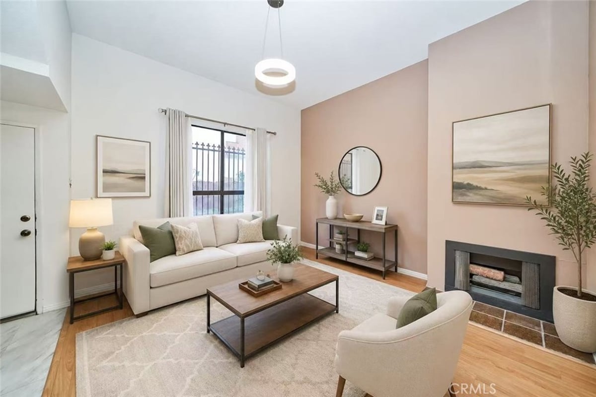 218 N Marguerita Avenue D, Alhambra, CA 91801 — photo 1 of 19