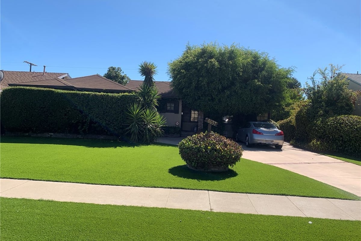 8657 Morehart, Sun Valley, CA 91352 — photo 1 of 8