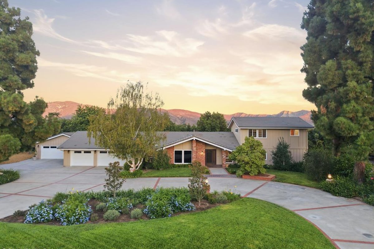 280 Cummings Road, Santa Paula, CA 93060 — photo 1 of 48