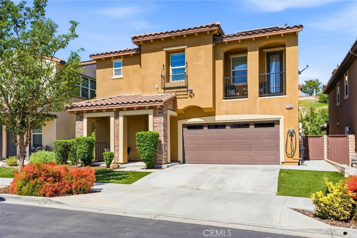 27364 Ellery Place, Saugus, CA 91350 — photo 1 of 55