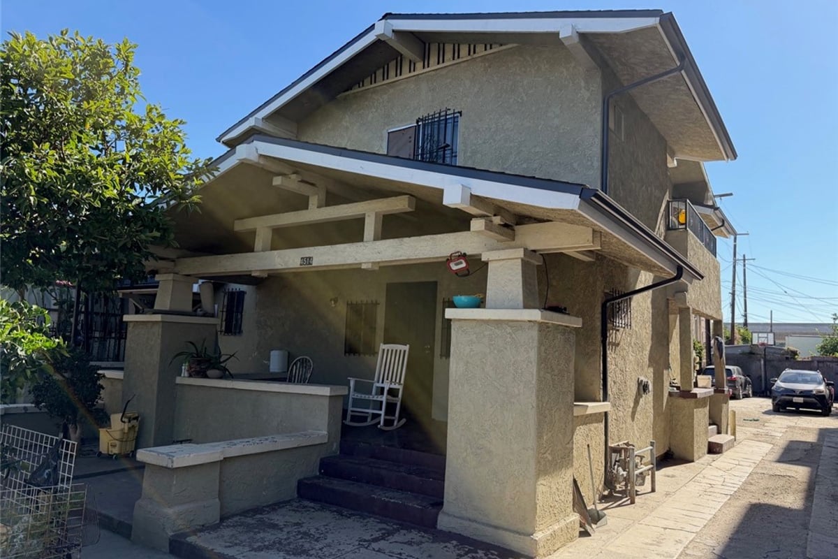 4512 S Figueroa, Los Angeles, CA 90037 — photo 1 of 9