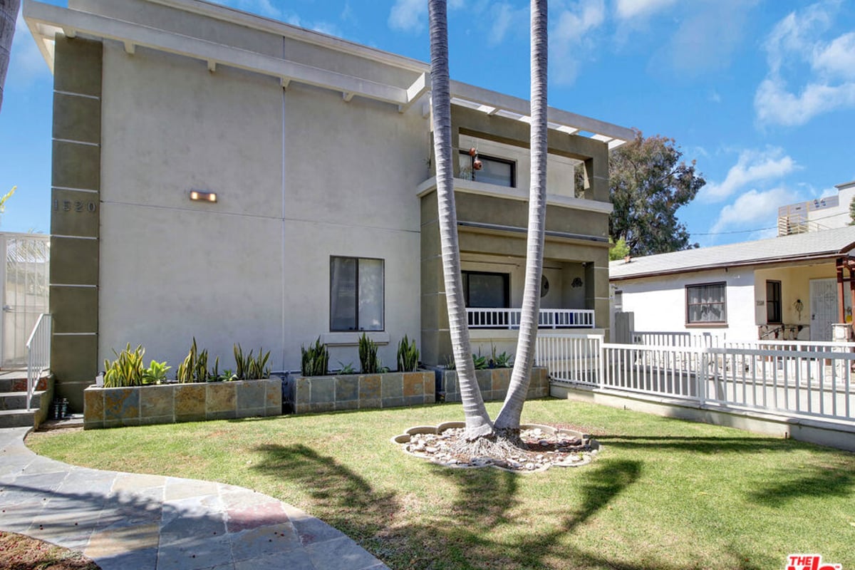 1520 Princeton Street 4, Santa Monica, CA 90404 — photo 1 of 12
