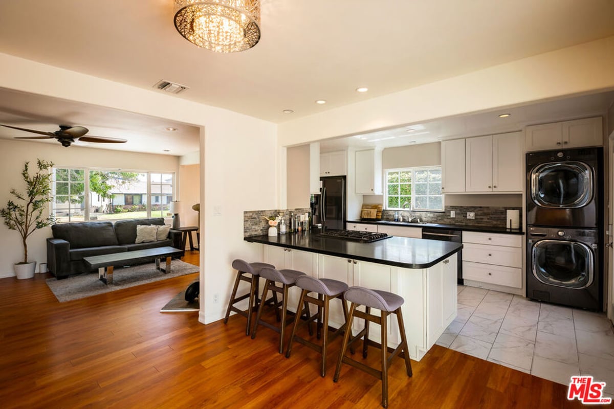 4747 Berryman Avenue, Culver City, CA 90230 — photo 1 of 30