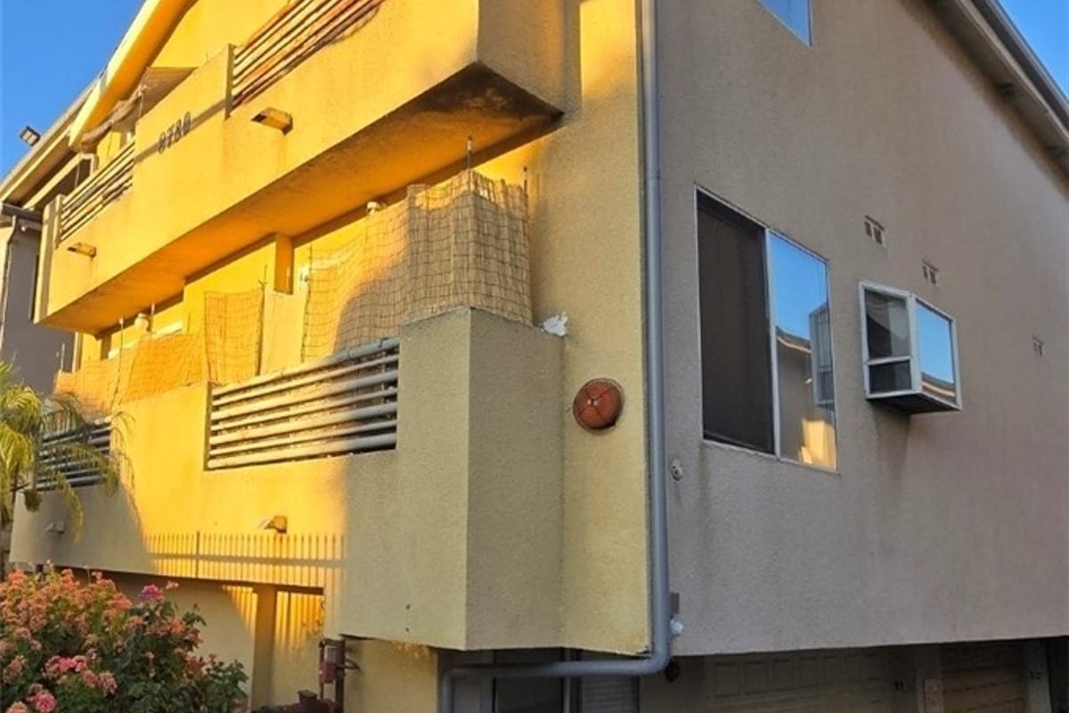 8780 Burnet 12, Los Angeles, CA 91343 — photo 1 of 24