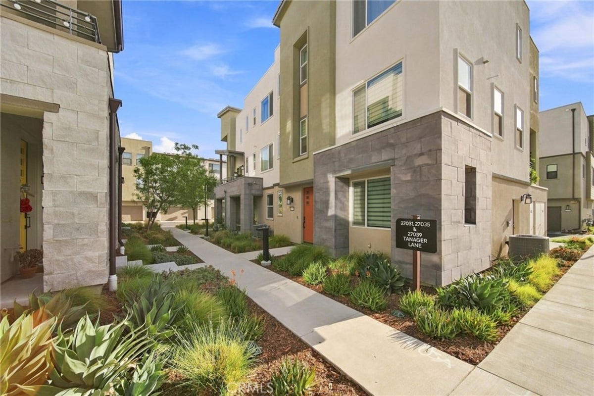 27035 Tanager, Valencia, CA 91381 — photo 1 of 30