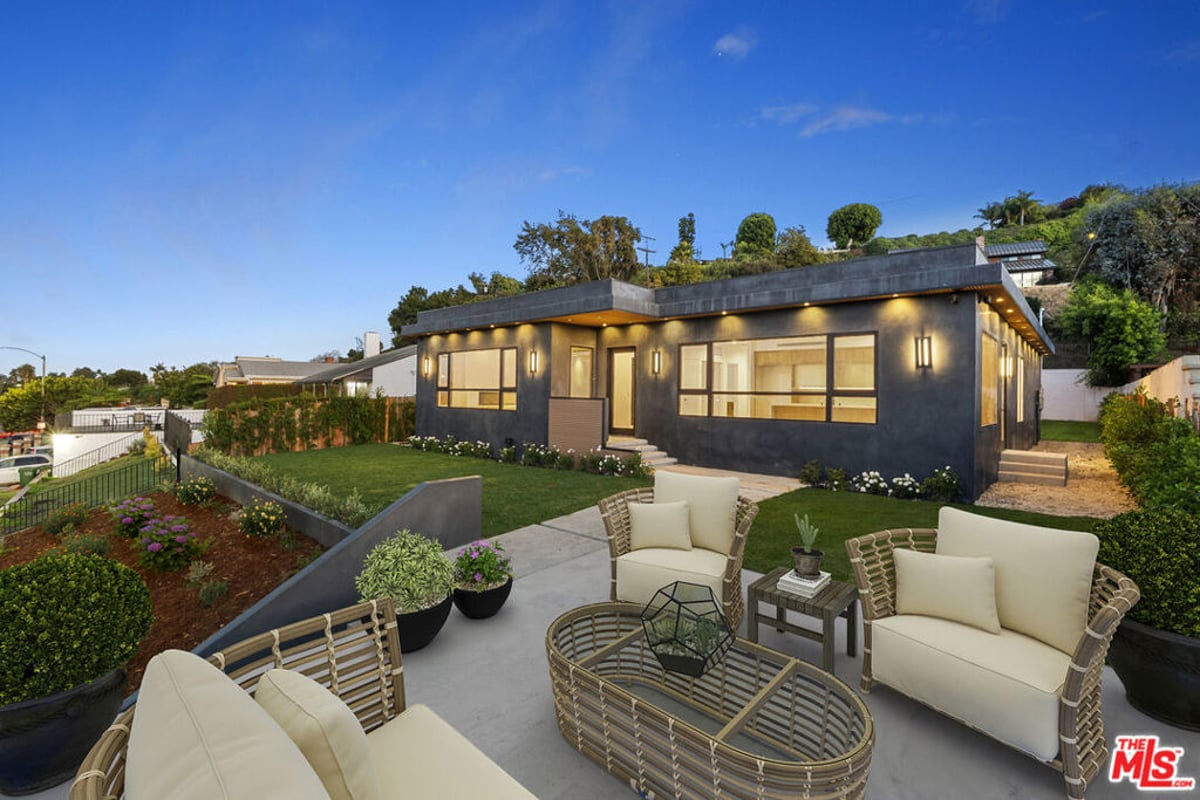 5280 Sanchez Drive, Los Angeles, CA 90008 — photo 1 of 23