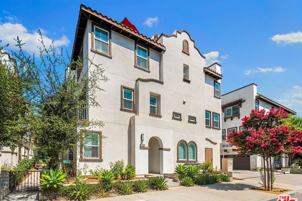 5103 E Echo Street, Los Angeles, CA 90042 — photo 1 of 39