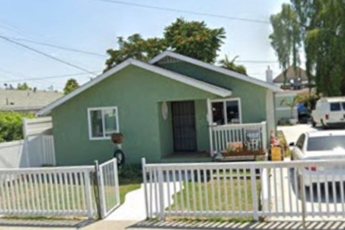 206 N Acacia, Compton, CA 90220 — photo 1 of 1