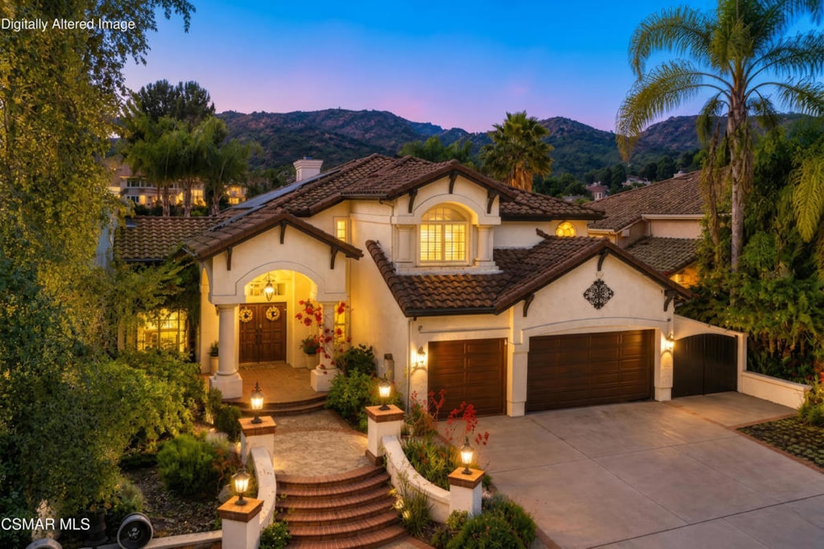 2554 Kirsten Lee Drive, Westlake Village, CA 91361 — photo 1 of 35