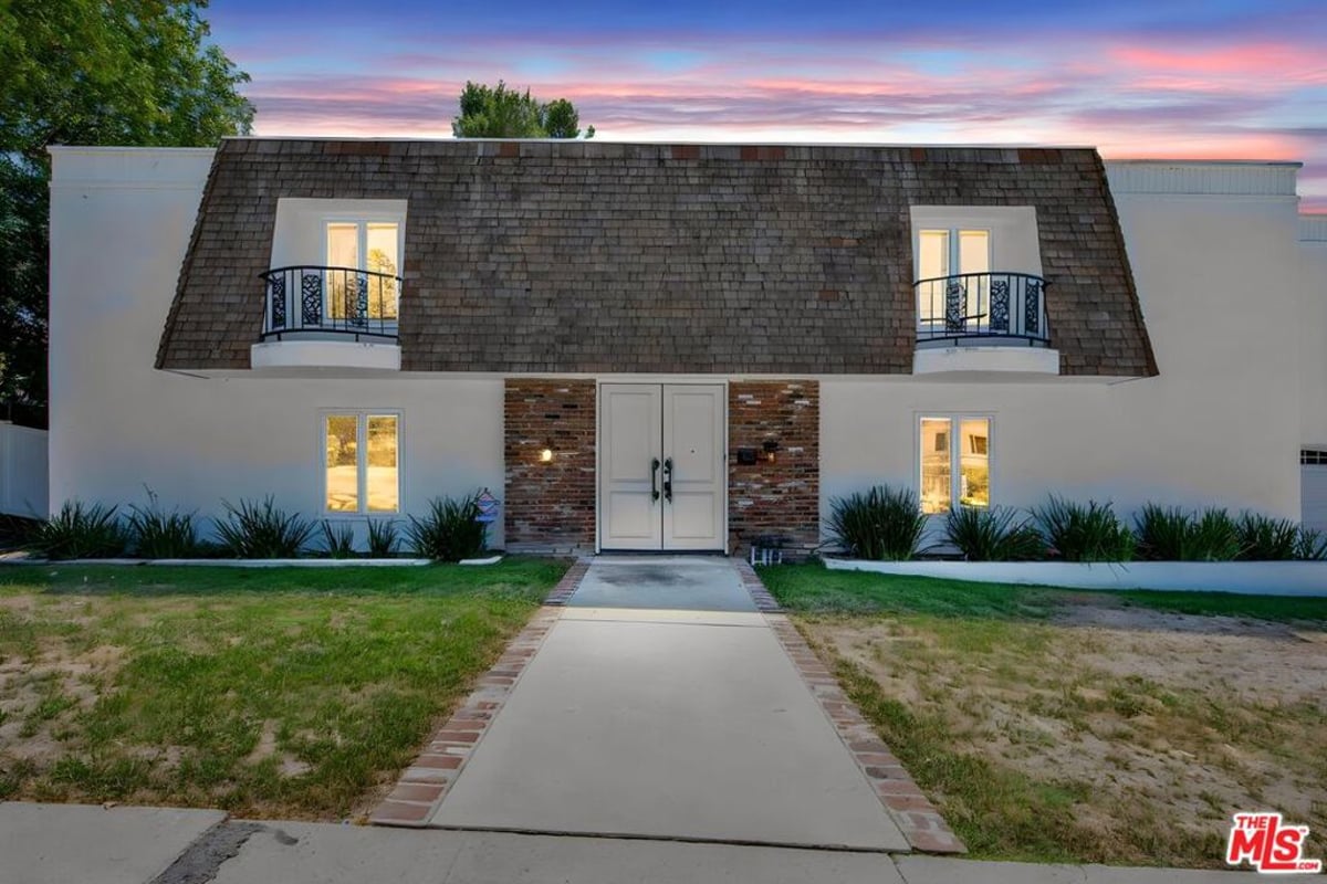 16608 Park Lane Circle, Los Angeles, CA 90049 — photo 1 of 47