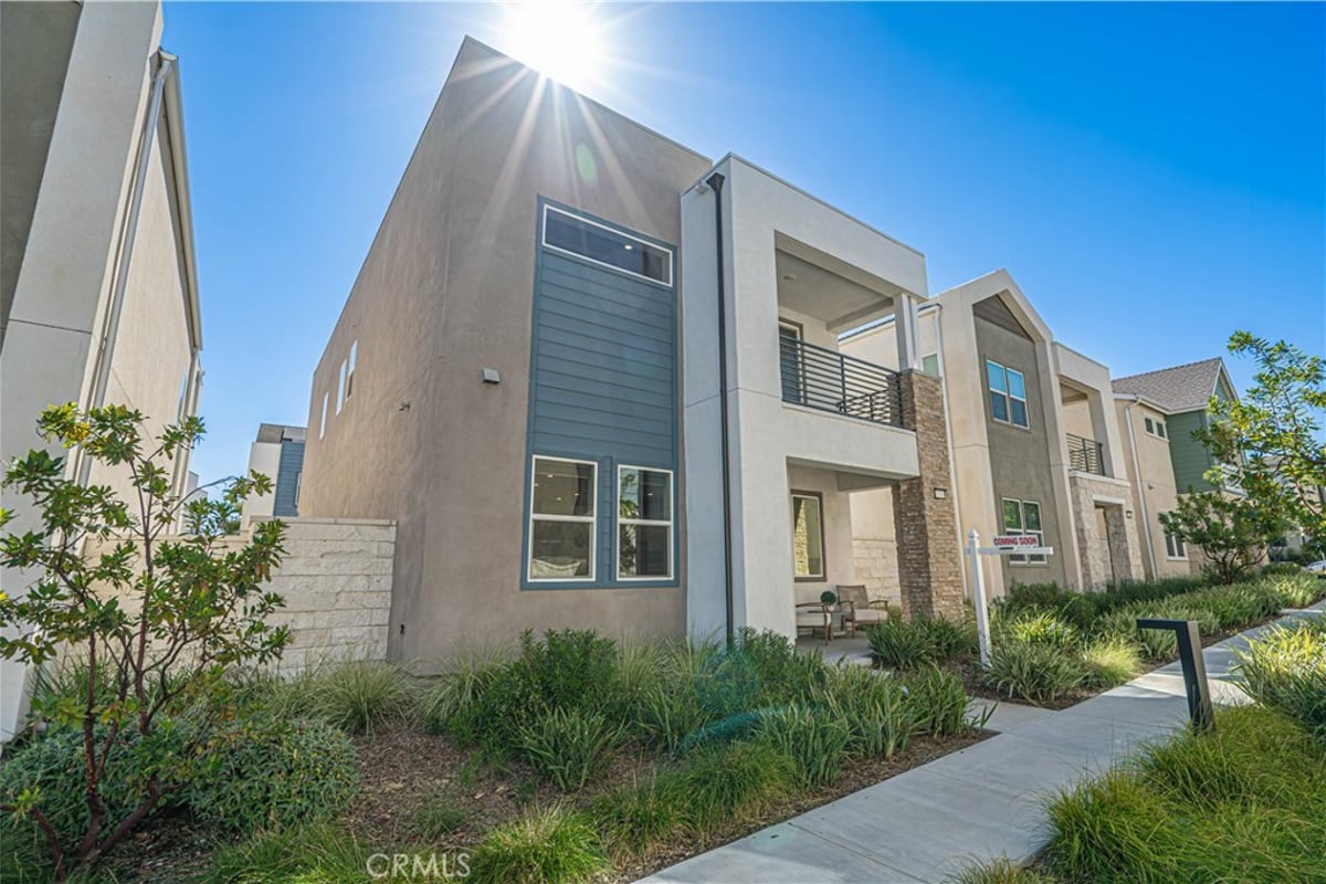 27513 Feathery Cassia, Valencia, CA 91381 — photo 1 of 61