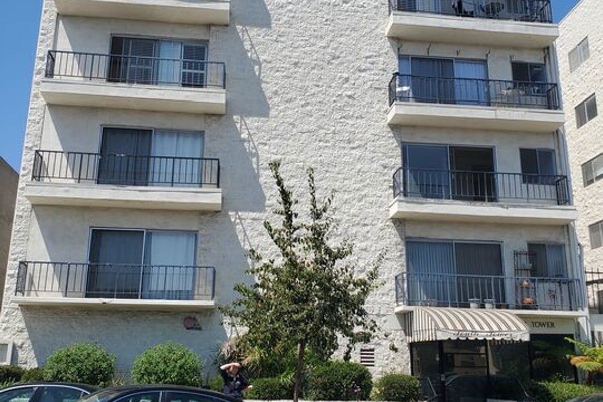 1115 S Elm Drive 405, Los Angeles, CA 90035 — photo 1 of 22