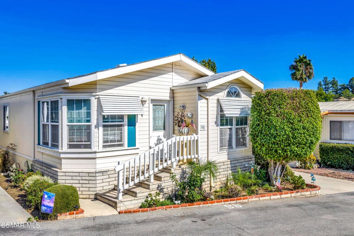 11401 Topanga Canyon Boulevard 98, Chatsworth, CA 91311 — photo 1 of 17