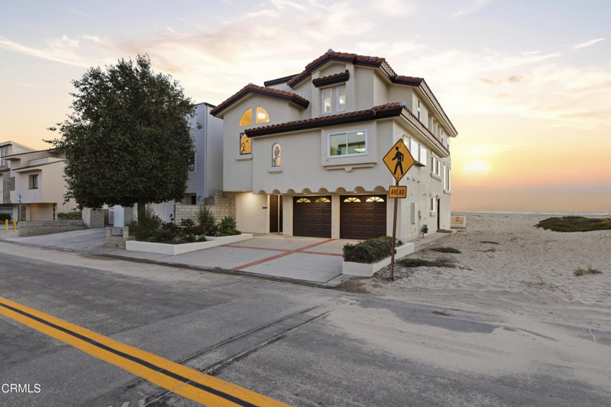 3933 Ocean Drive, Oxnard, CA 93035 — photo 1 of 43