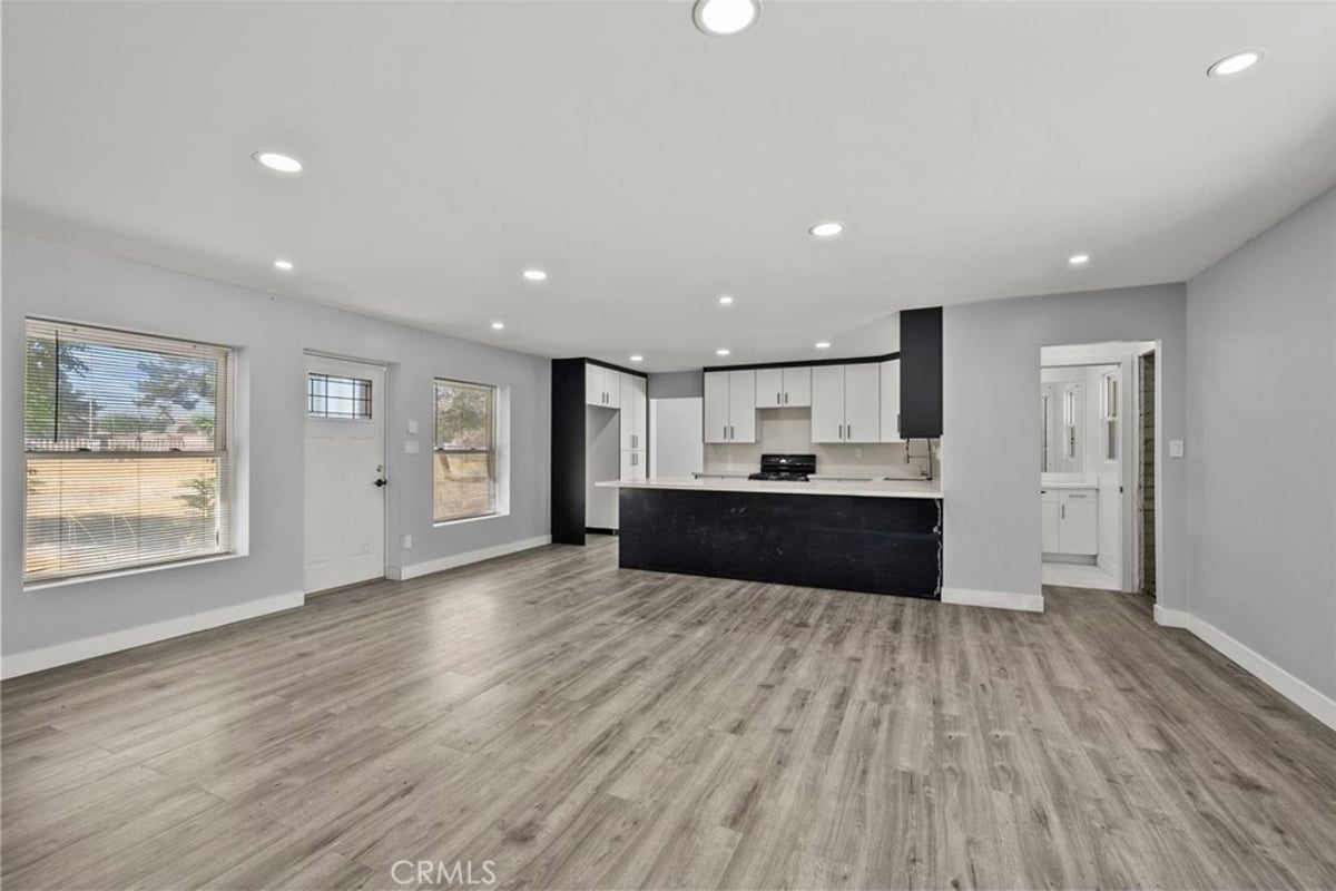 2321 W Avenue M4, Palmdale, CA 93551 — photo 1 of 16