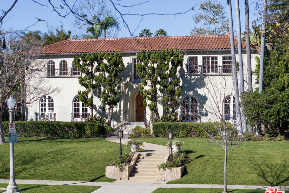 441 S Muirfield Road, Los Angeles, CA 90020 — photo 1 of 32