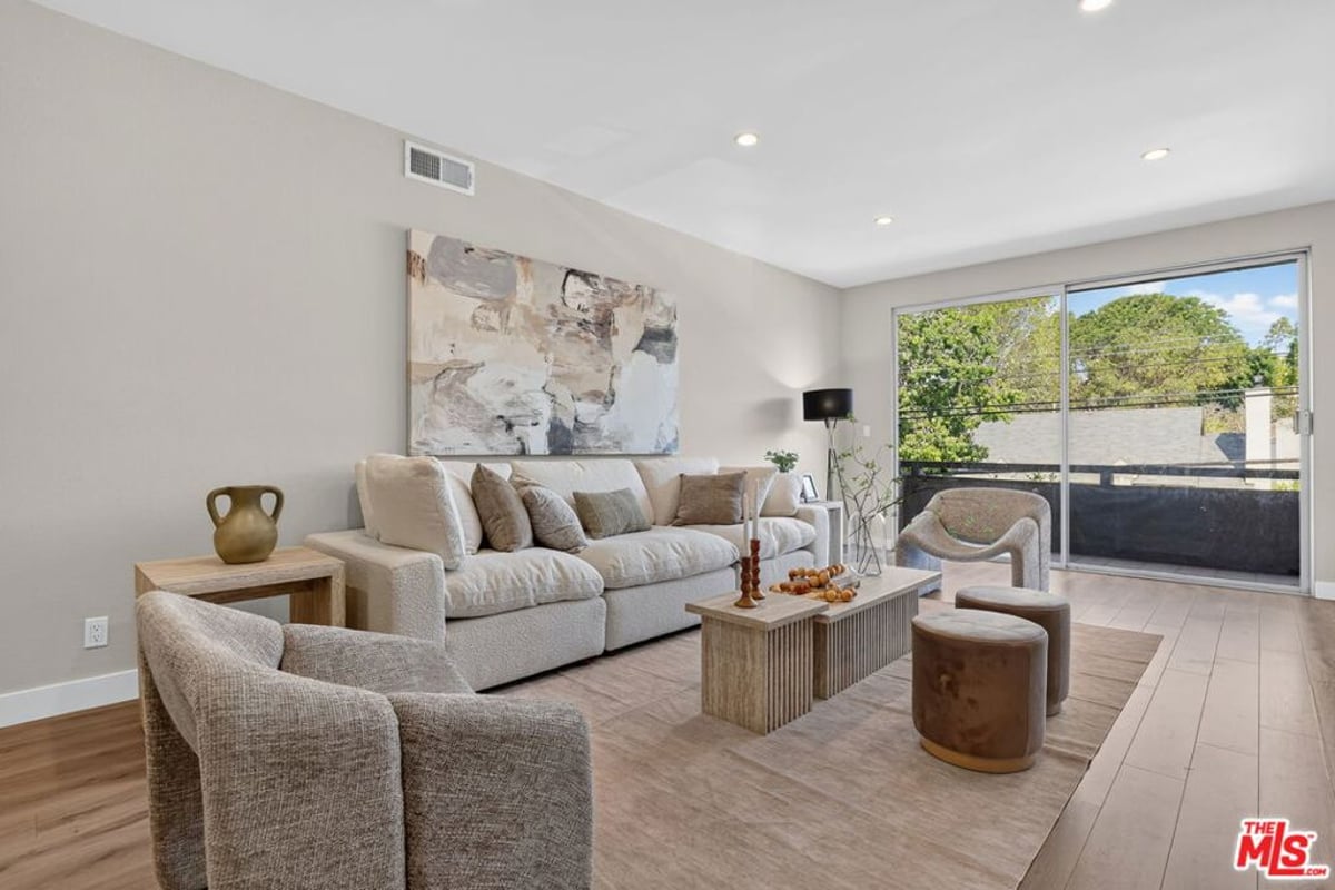 1509 Greenfield Avenue 207, Los Angeles, CA 90025 — photo 1 of 52