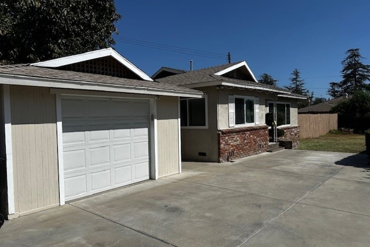 9832 E Lemon, Arcadia, CA 91007 — photo 1 of 13