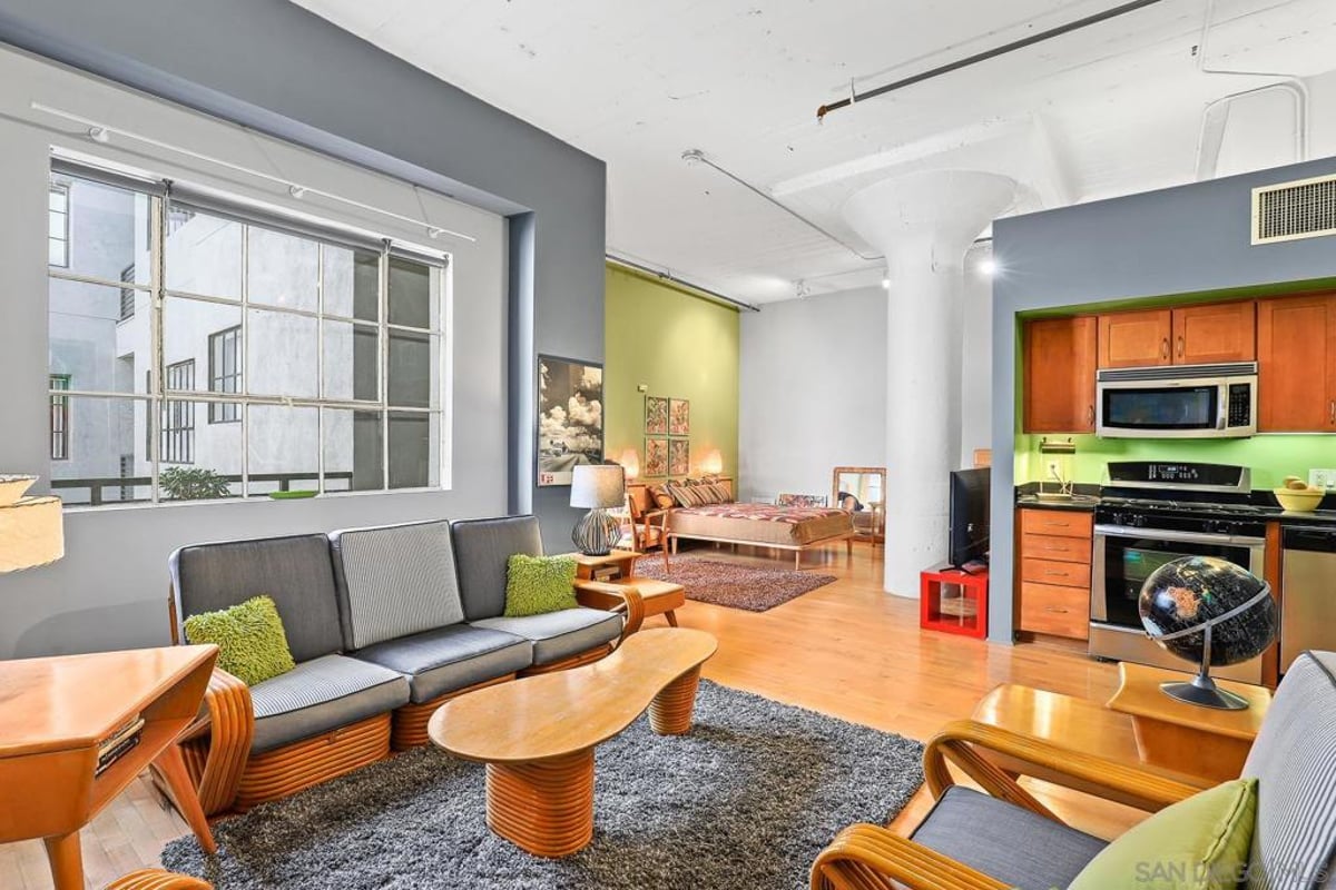 420 S San Pedro 529, Los Angeles, CA 90013 — photo 1 of 15