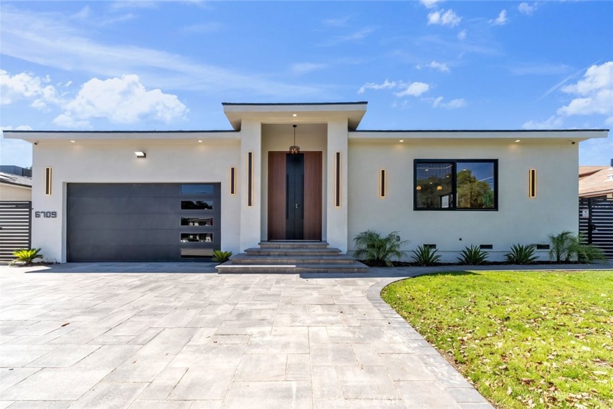 6709 Goodland Avenue, North Hollywood, CA 91606 — photo 1 of 75