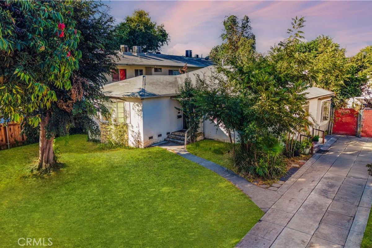 1123 N Stoneman Avenue, Alhambra, CA 91801 — photo 1 of 9