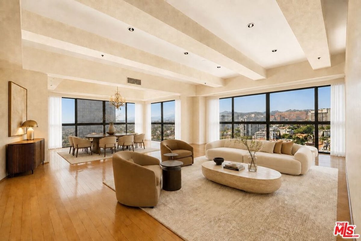 10790 Wilshire Boulevard 1001, Los Angeles, CA 90024 — photo 1 of 45