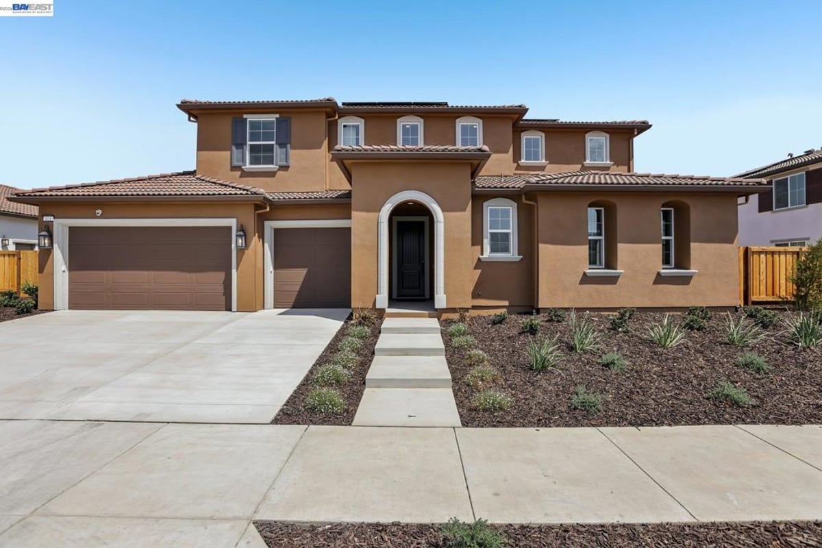 421 Trellis Way, Brentwood, CA 94513 — photo 1 of 38