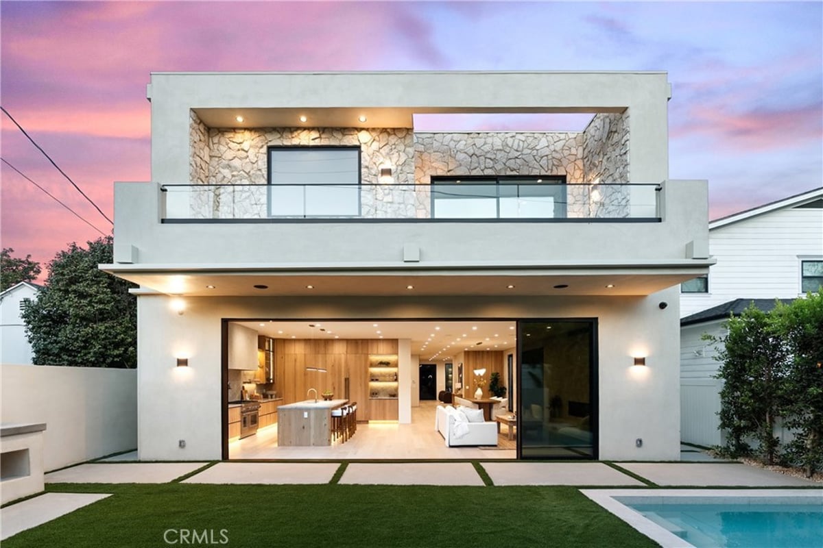 4329 Farmdale Avenue, Studio City, CA 91604 — photo 1 of 69
