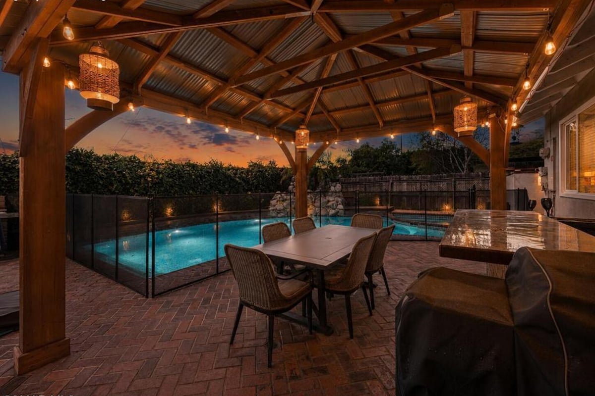 2642 Blue Ridge Circle, Simi Valley, CA 93065 — photo 1 of 57