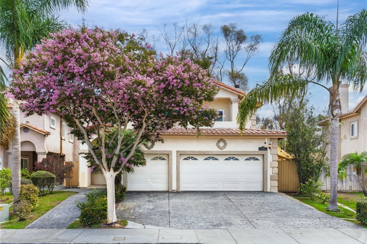 12108 S La Cienega, Hawthorne, CA 90250 — photo 1 of 18