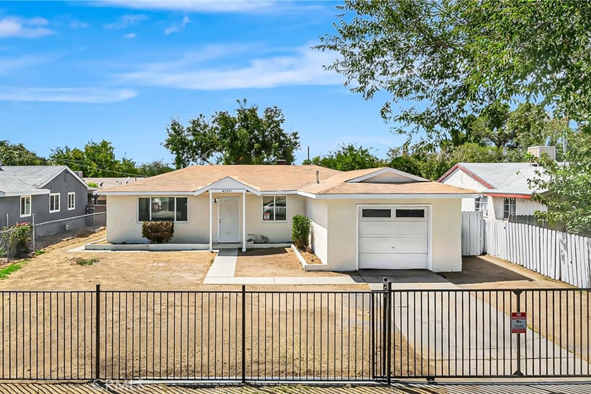45351 Kingtree, Lancaster, CA 93534 — photo 1 of 49