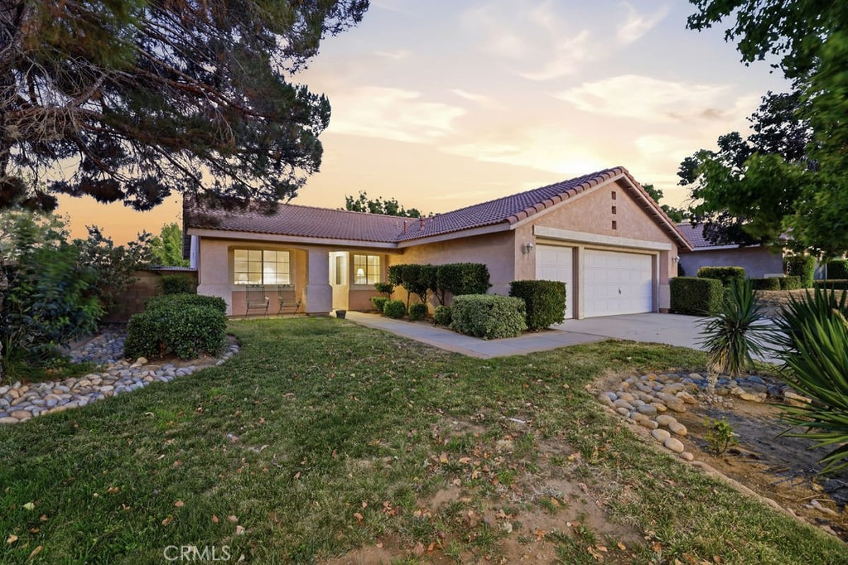 40324 Homeridge, Palmdale, CA 93551 — photo 1 of 41