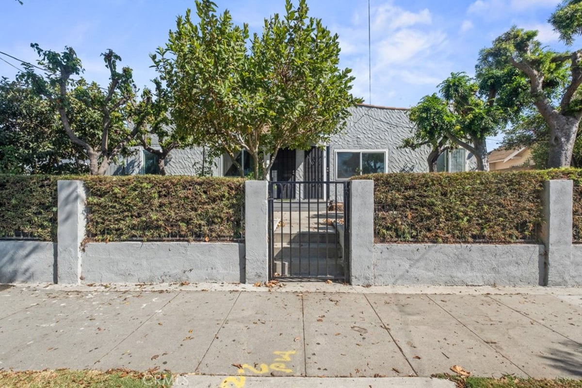 221 W Hillcrest Boulevard, Inglewood, CA 90301 — photo 1 of 56