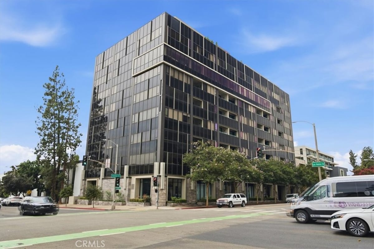 388 Cordova Street 505, Pasadena, CA 91101 — photo 1 of 36
