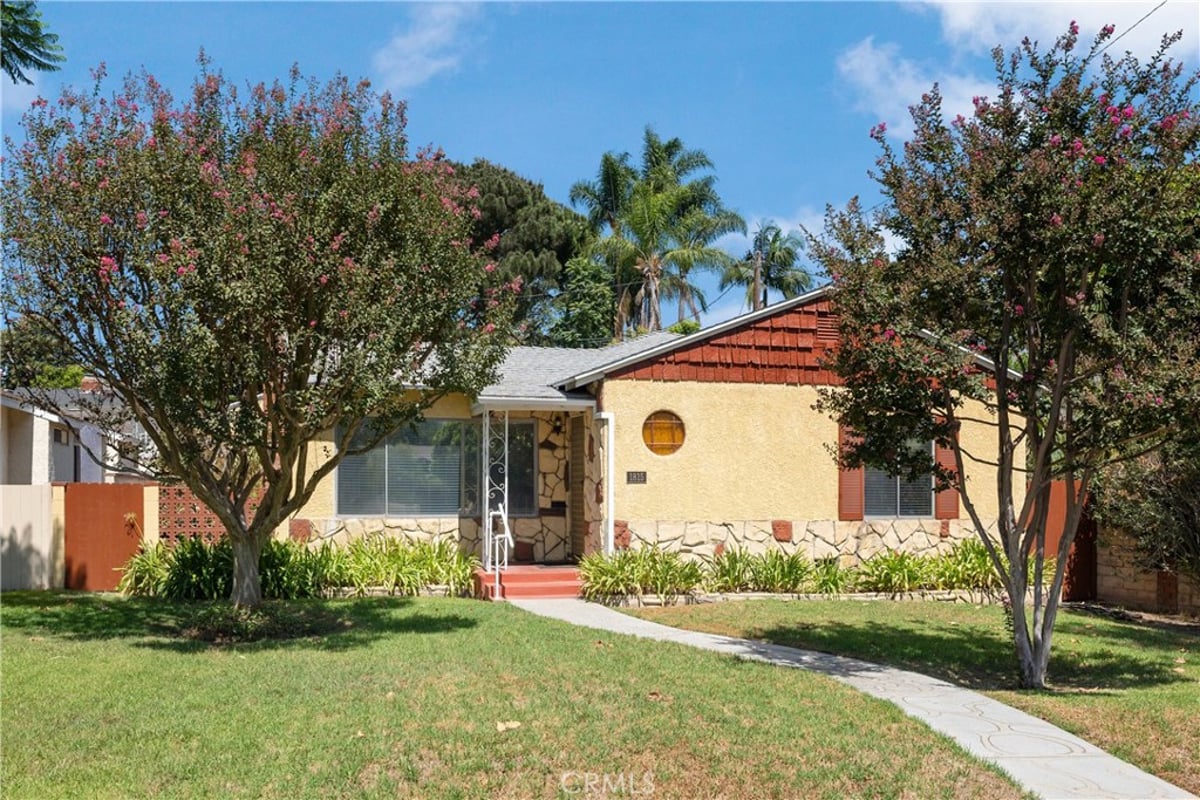 1815 W Riverside Drive, Burbank, CA 91506 — photo 1 of 21