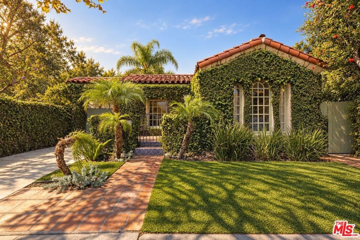8215 Clinton Street, Los Angeles, CA 90048 — photo 1 of 15