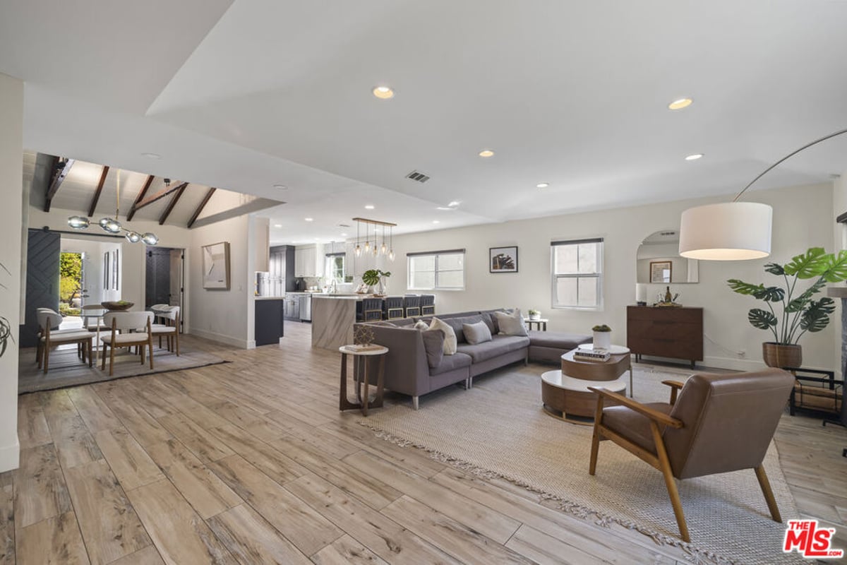 11023 Kling Street, Toluca Lake, CA 91602 — photo 1 of 27