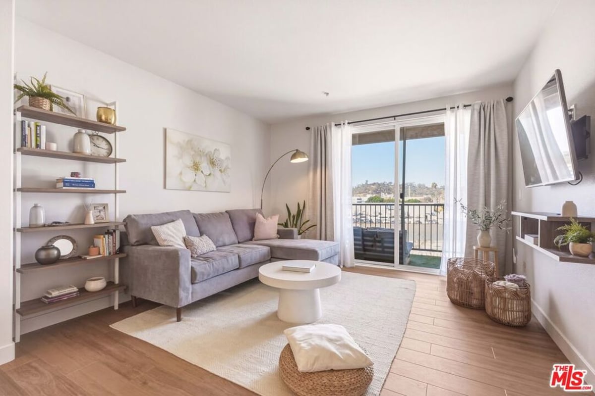 360 W Avenue 26 234, Los Angeles, CA 90031 — photo 1 of 27