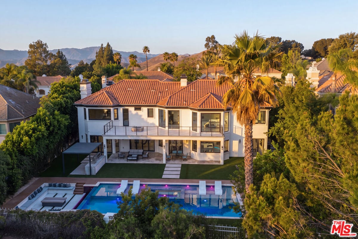 5474 Amber Circle, Calabasas, CA 91302 — photo 1 of 27