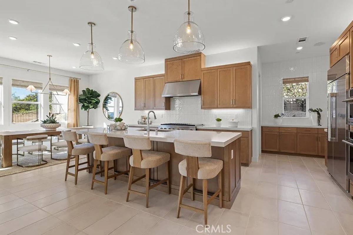 710 Ledgestone Drive, Santa Paula, CA 93060 — photo 1 of 37