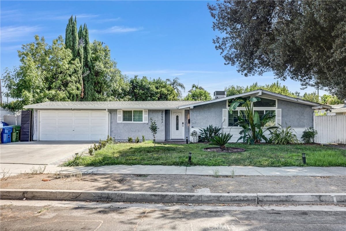 20562 Skouras, Winnetka, CA 91306 — photo 1 of 27