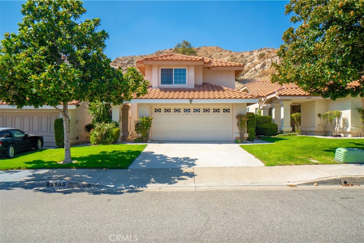 29105 Marilyn Drive, Canyon Country, CA 91387 — photo 1 of 47