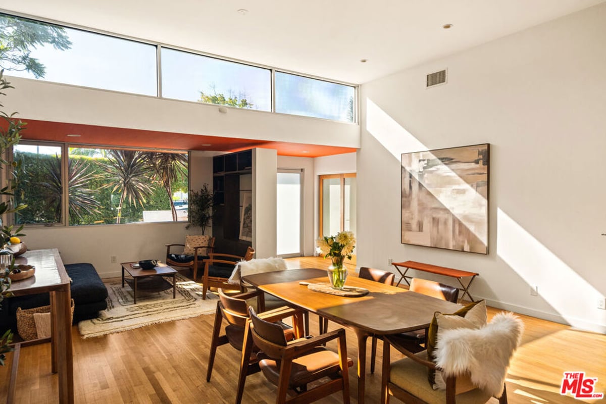 1076 Palms Boulevard, Venice, CA 90291 — photo 1 of 31